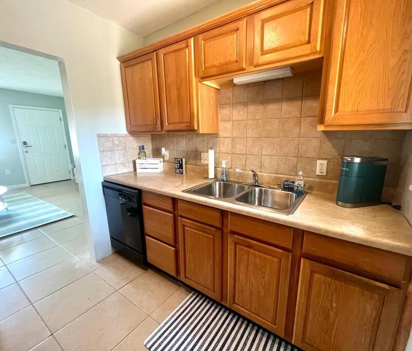 Beach Bungalow In Downtown Cocoa Beach Villa Kültér fotó